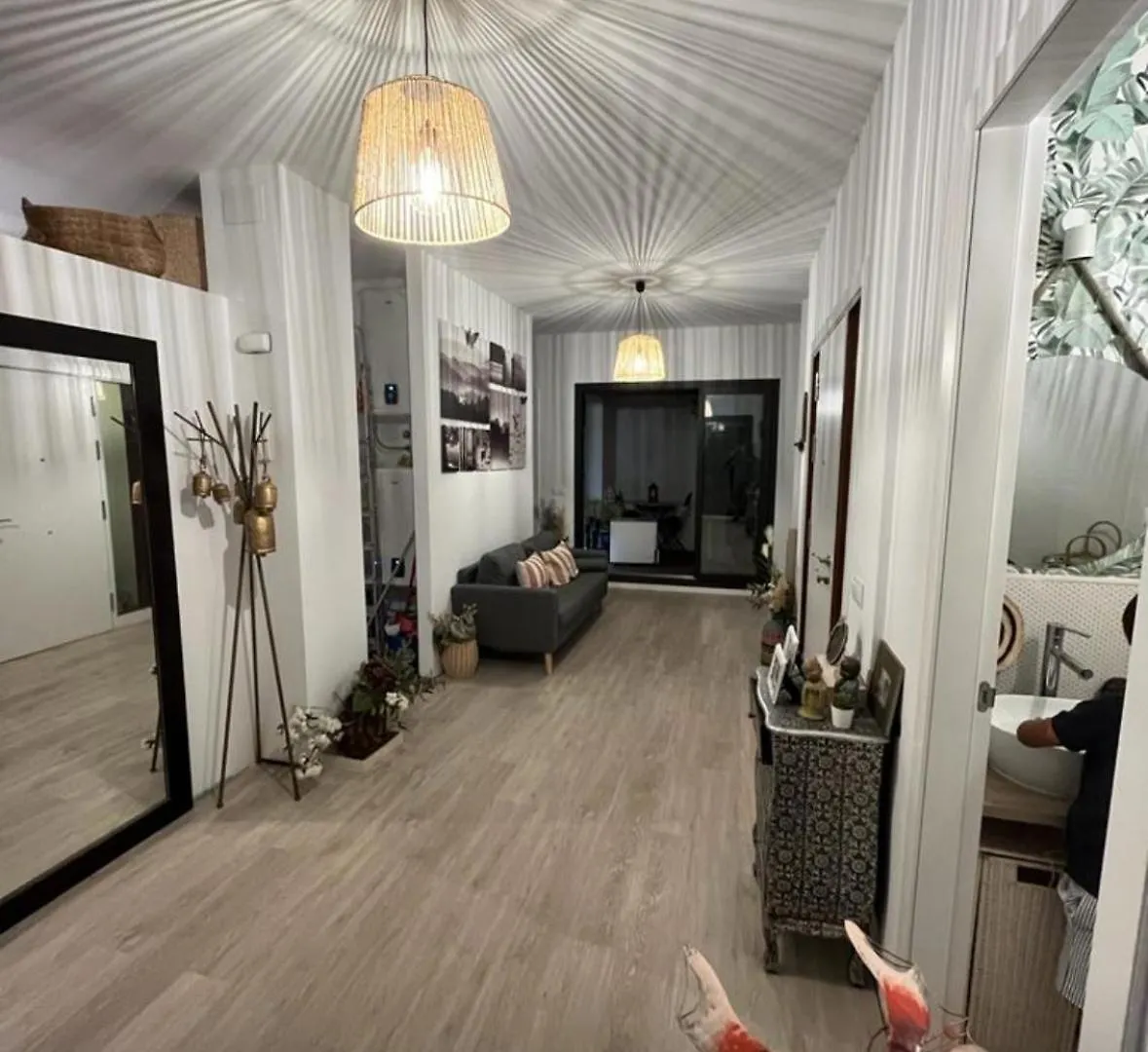 Homestay Casa Duque Compartida Familiar 1-Habitacion Con Bano Propio Seville