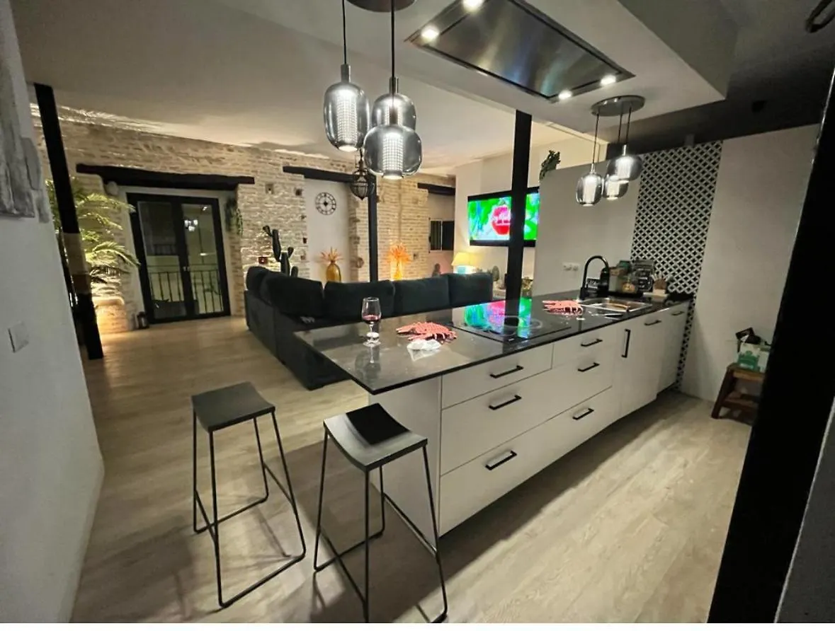 Casa Duque Compartida Familiar 1-Habitacion Con Bano Propio Seville Spain